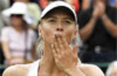 Sharapova outlasts gutsy Laura Robson
