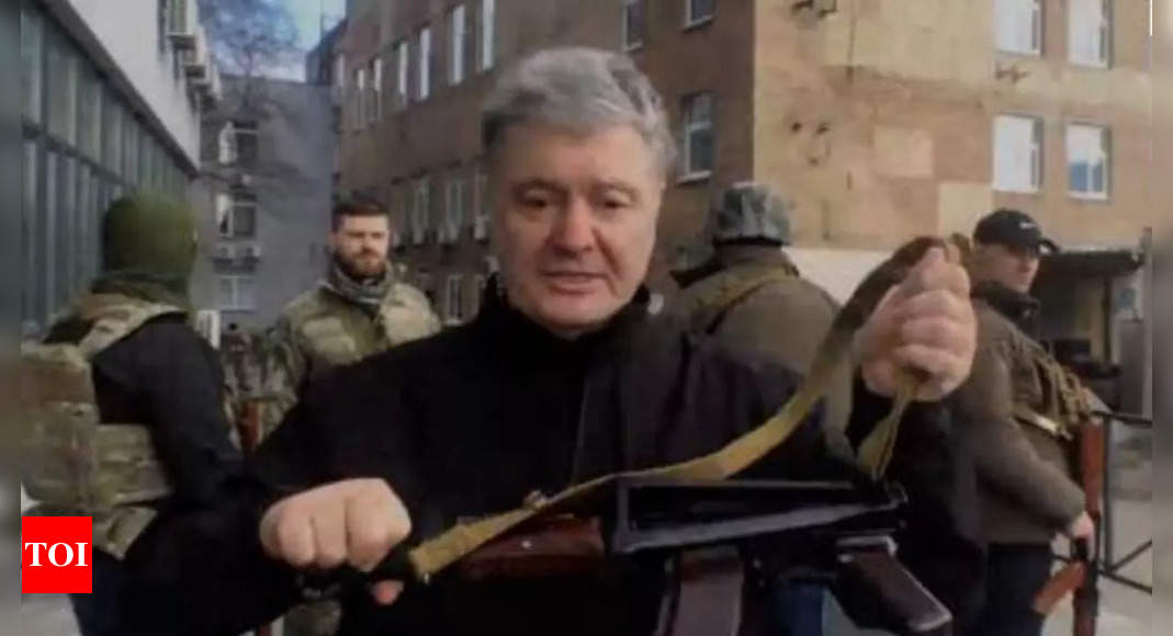 putin:  Kalashnikov in hand, ex-president Petro Poroshenko says Putin can never catch Ukraine – Times of India