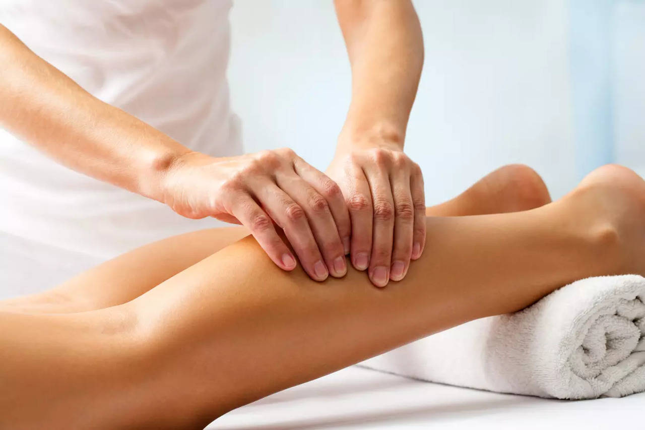 10 unexpected benefits of leg massage photo
