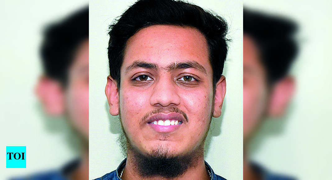 Abbas Vadodara Lad Bags Air 7, Scores Hattrick In Cs Vadodara News