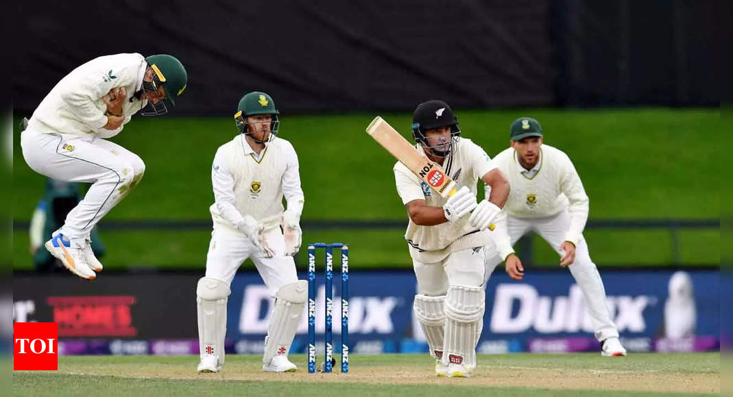2nd Test: Big-hitting Colin de Grandhomme rallies New Zealand as South Africa dominate Day 2 | Cricket News – Times of India