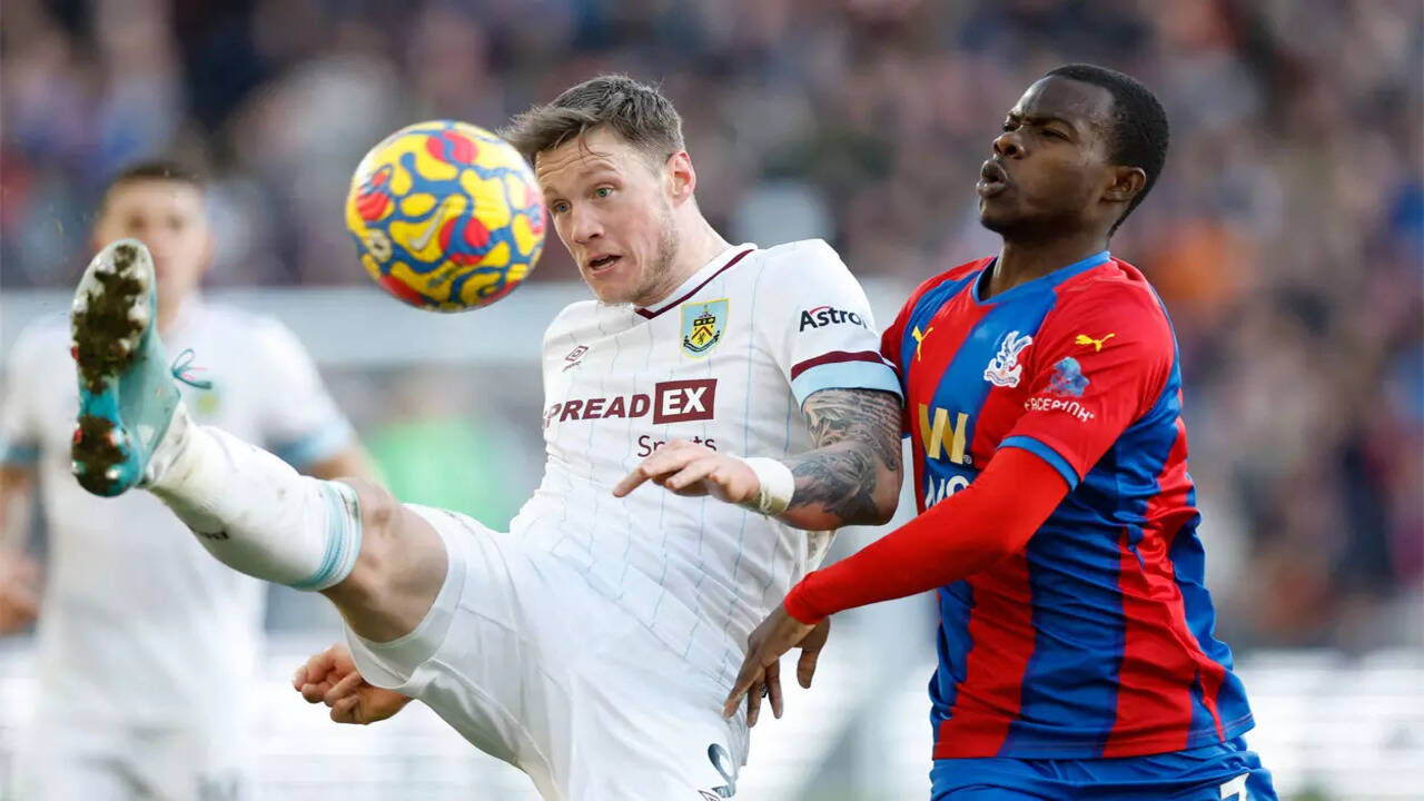 Own-goal costs Palace in 1-1 draw with Burnley in EPL