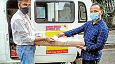 Kolkata gets post offices on wheels