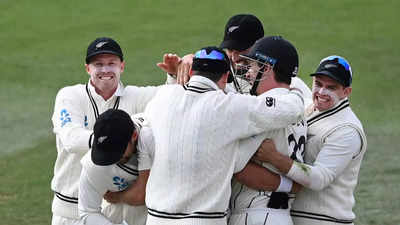 2nd Test: New Zealand strike back as South Africa stumble to 140-5 on Day 3