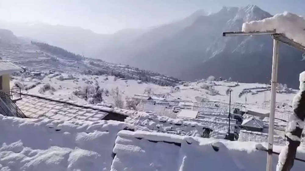 In pics: Uttarakhand's Chamoli wrapped in thick blanket of snow