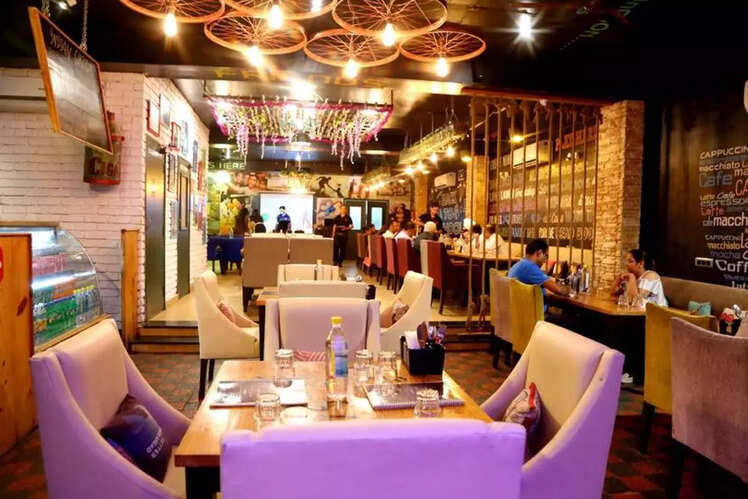 Best Buddy&rsquo;s Restro Caf&eacute;