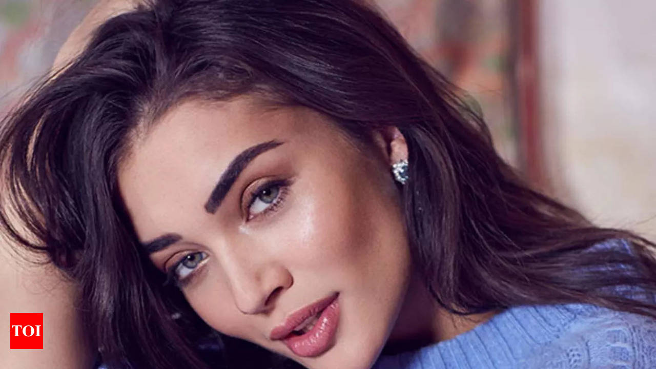 Recently, British actress Amy Jackson's striking new look became