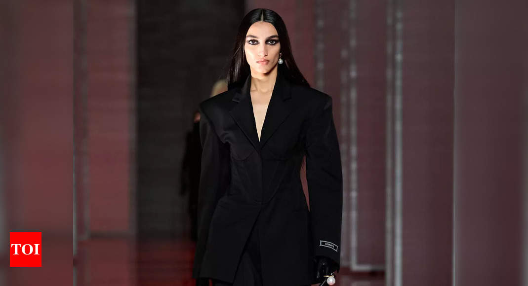 Avanti Nagrath becomes first Indian model to open Versace show at Milan ...