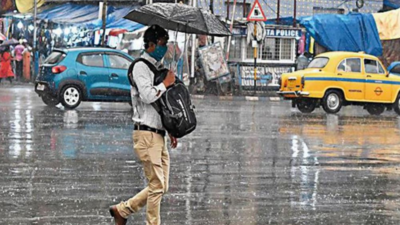 Nor’wester Hits City, Lasts Less Than A Min | Kolkata News - Times of India