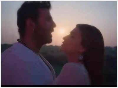 'Bachchhan Paandey': Akshay Kumar drops a teaser of the second song 'Meri Jaan Meri Jaan' featuring Kriti Sanon