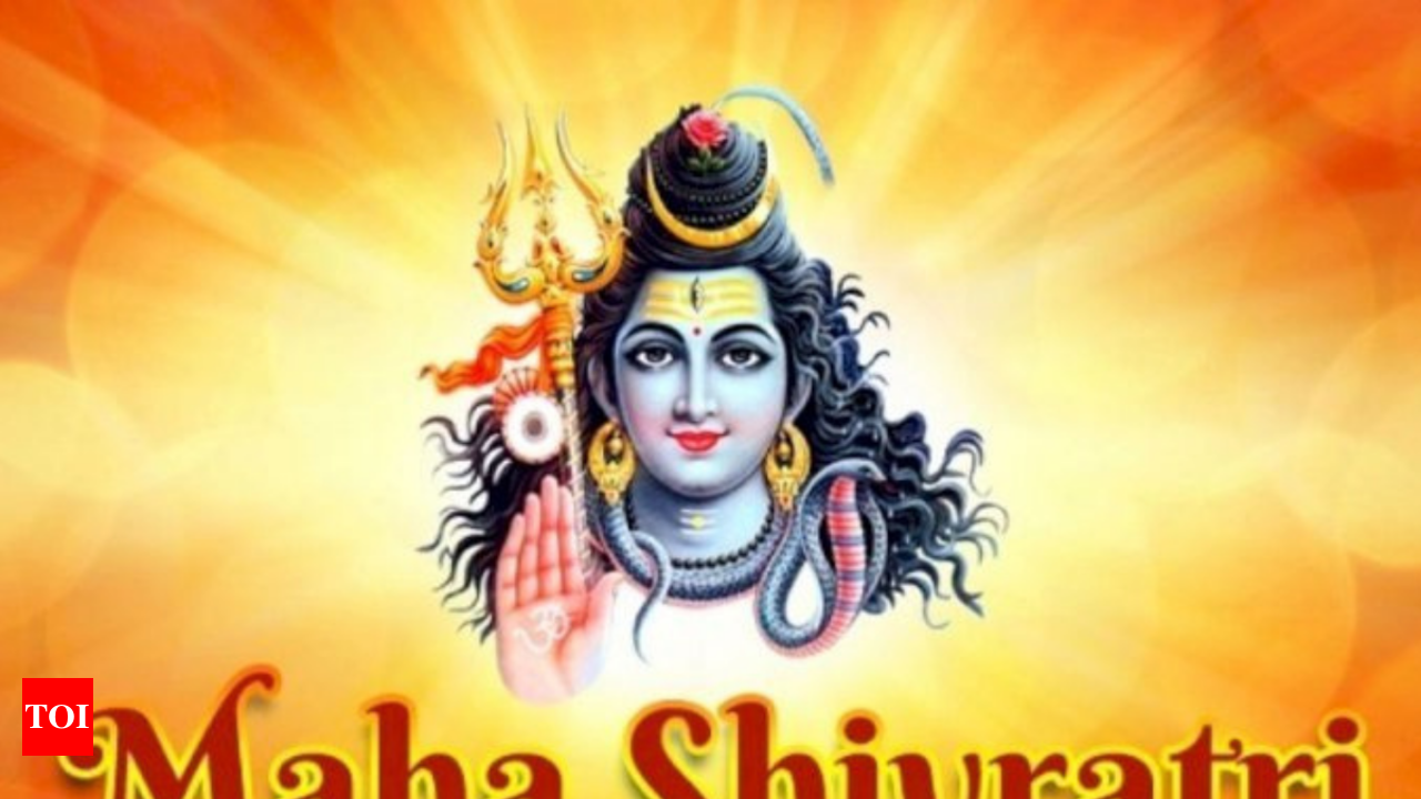 Beautiful realistic lord shiva shivling for maha shivratri festival card  background 5657450 Vector Art at Vecteezy