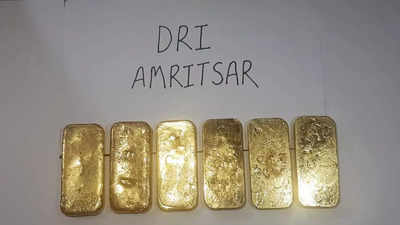 Punjab: DRI seizes gold paste worth Rs 4 crore, trio travelling from Sharjah arrested