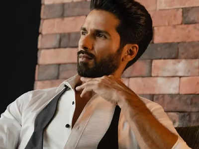 Shahid Kapoor gifts himself a swanky 3 crore Mercedes Maybach on 41st ...
