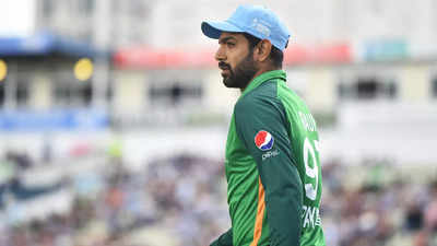Pakistan pacer Haris Rauf contracts COVID, doubtful to make his Test debut against Australia