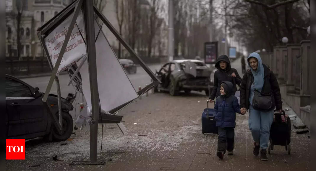ukraine:  One million refugees fled Ukraine in week: UNHCR – Times of India