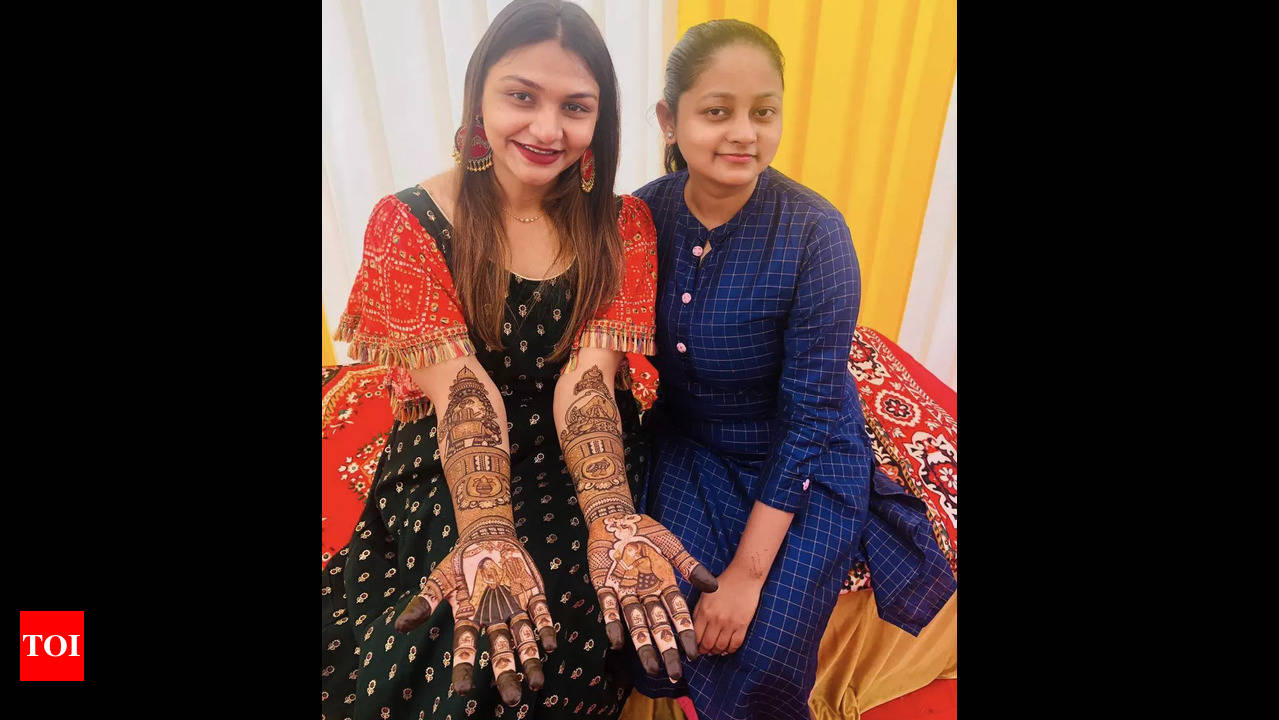 Bridal mehndi booking start November/ December2022 & 2023 #ahmdabad only  #shreenthji #laxmiji #portraitmehendi #ganesha #varmala… | Instagram