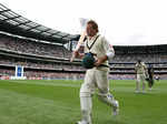 Shane Warne passes away at 52, these pictures of the Australian cricket legend will make you emotional