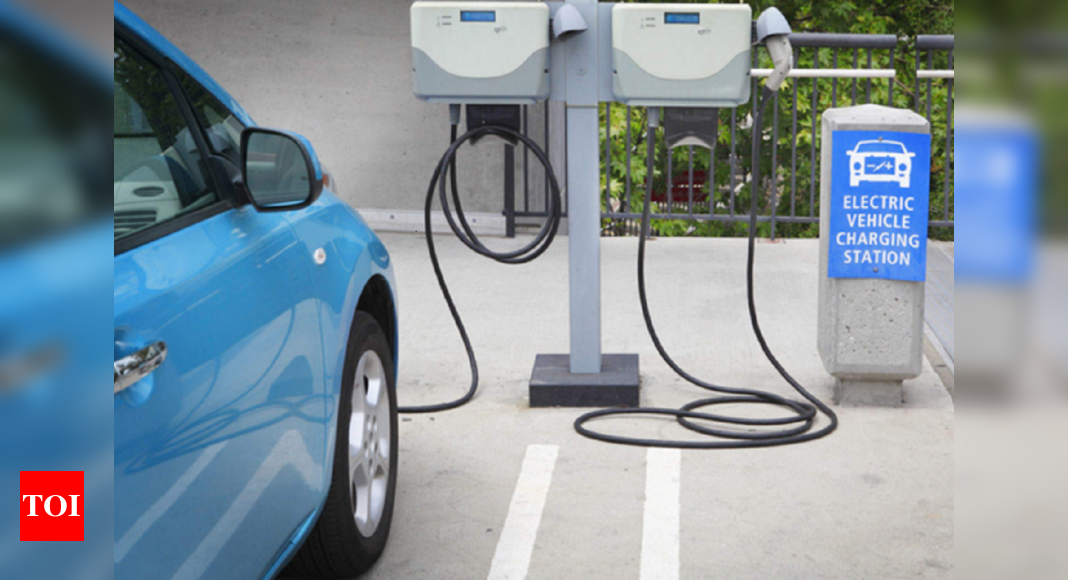 Govt proposes lower rate of third party premium for EVs for next FY – Times of India