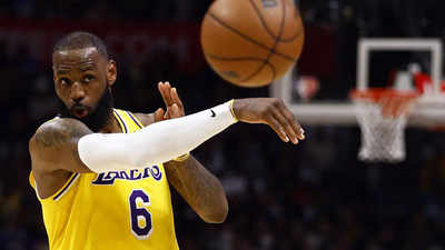 Brilliant LeBron James Scores 56 As Los Angeles Lakers Down Golden ...