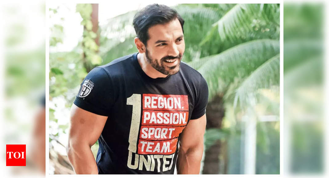John Abraham says ‘men should not look pretty’, netizens call out the actor for ‘double standards’ – Times of India