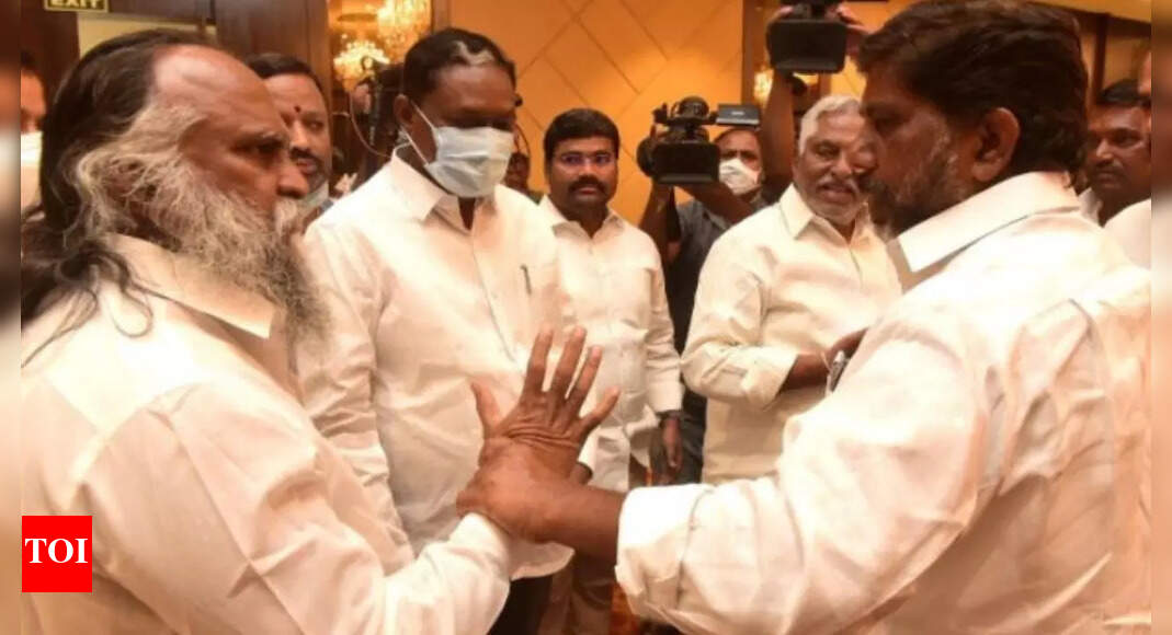 Telangana: Jagga Reddy walks out of CLP meeting ahead of the budget ...