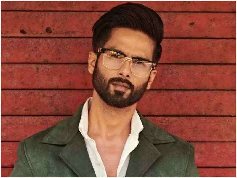 shahid kapoor eyeglasses