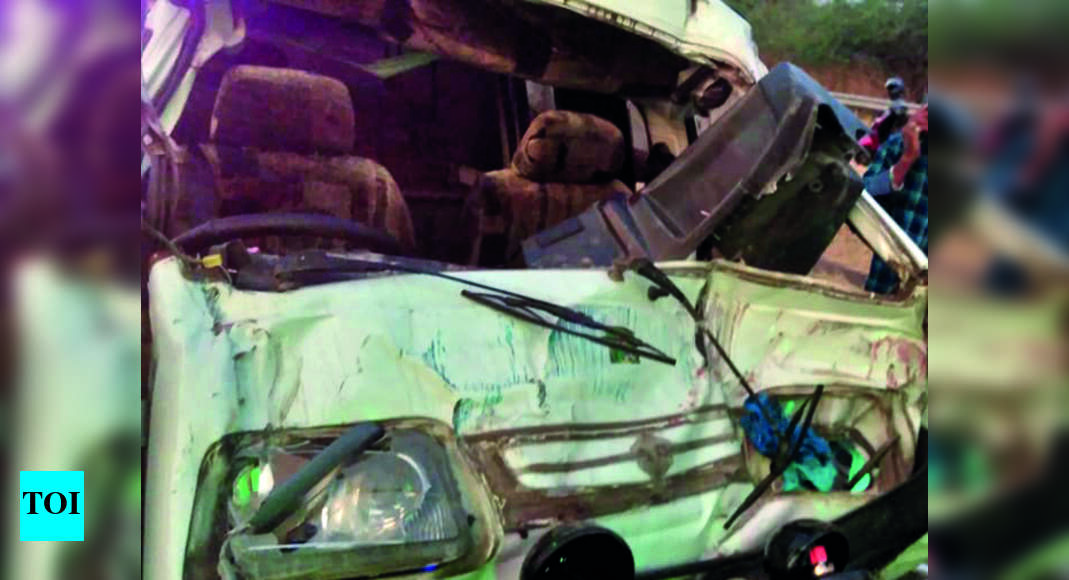 2 Kids Killed, 7 Injured In Road Accident | Coimbatore News - Times of ...