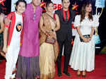 Sumeet Raghavan with Wagle Ki Duniya cast