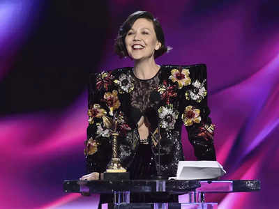 Maggie Gyllenhaal's 'Lost Daughter' triumphs at Spirit Awards; Lee Jung-Jae  wins acting award for 'Squid Game' | English Movie News - Times of India