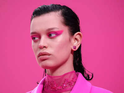 Makeup trends for spring 2022