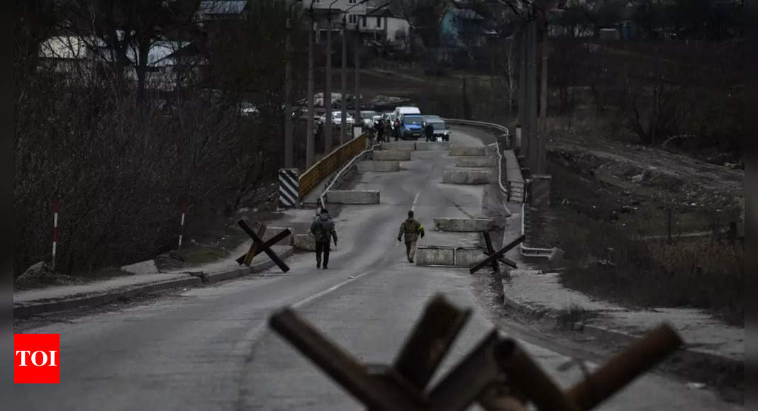 russia:  Russia promises ‘silence’ for Ukrainians to flee battered cities – Times of India