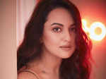 Amid reports of non-bailable warrant against Sonakshi Sinha, new morphed picture of the actress with Salman Khan goes viral