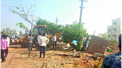 Muda recovers six acres of land worth ₹120 crore in Vijayanagar
