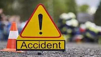 44-year-old dies, daughter injured as bike hit by truck on Delhi-Meerut road