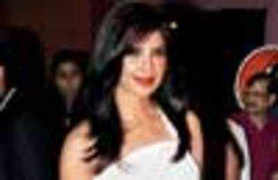 Priyanka Chopra wants to do Heroine