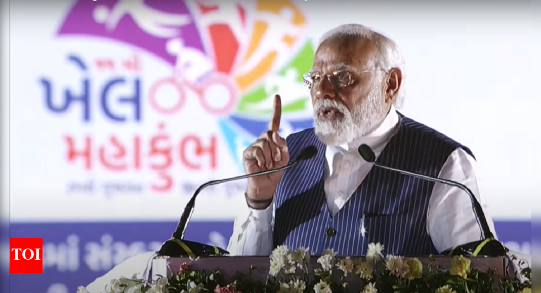 Live: PM Modi holds roadshow in Ahmedabad