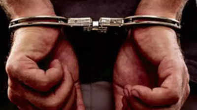 Madhya Pradesh: Goon held in fraud case , escapes from police custody