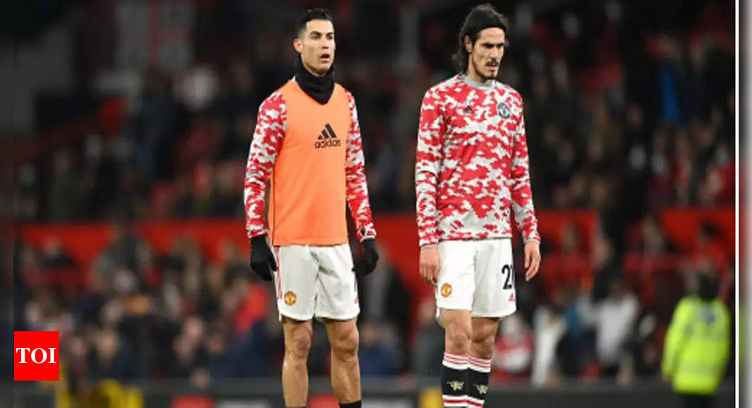 Man United’s Ronaldo and Cavani available for Spurs clash, says Rangnick | Football News – Times of India