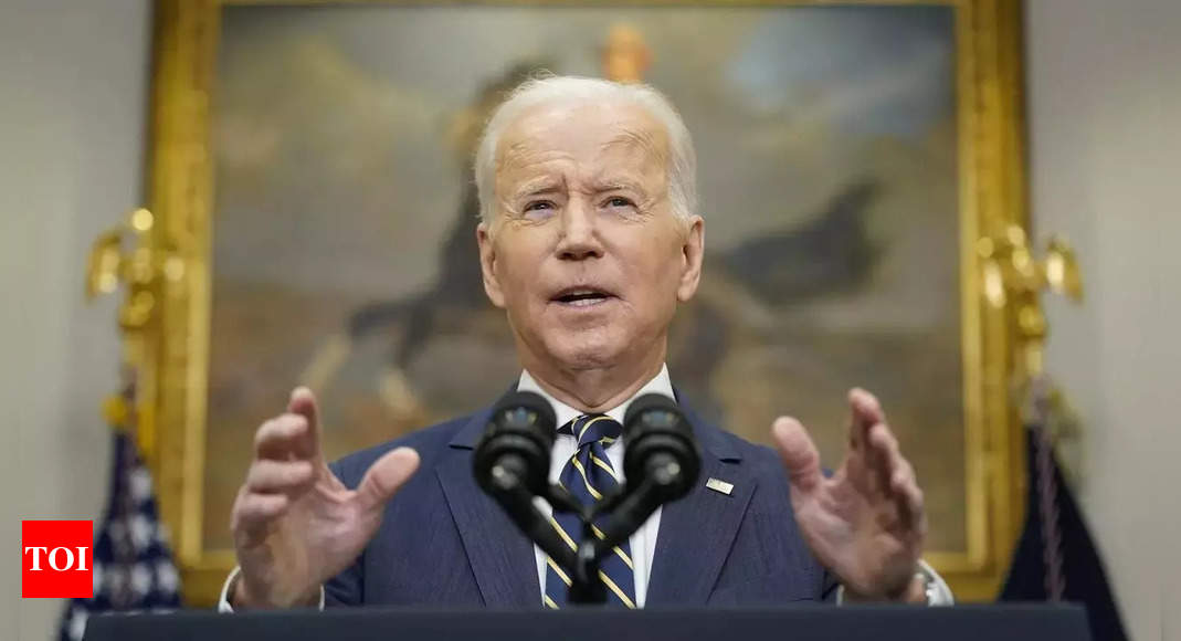 In ending normal trade with Russia, Biden declares an economic war to punish 'aggressor' Putin