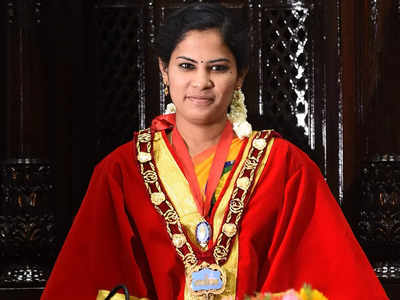 Women need to overcome challenges boldly: Mayor Priya Rajan