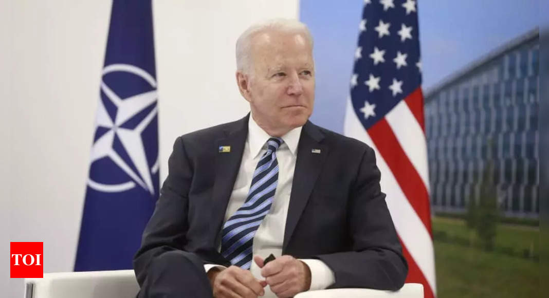 nato: Akan mempertahankan wilayah NATO bahkan jika itu berarti WW3, kata Biden