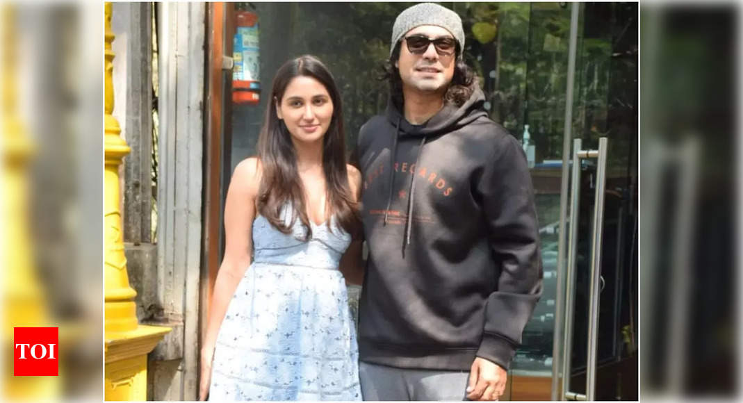 I would not like to comment if I am dating Nikita or not, we can’t become a subject of gossip: Jubin Nautiyal – Times of India