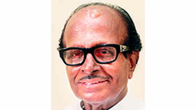 Poojary’s book has tips for Cong to face its tough phase