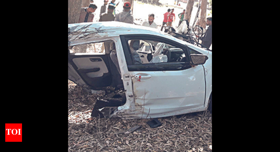 Anuppur: 3 Killed As Car Collides With Tree | Bhopal News - Times of India