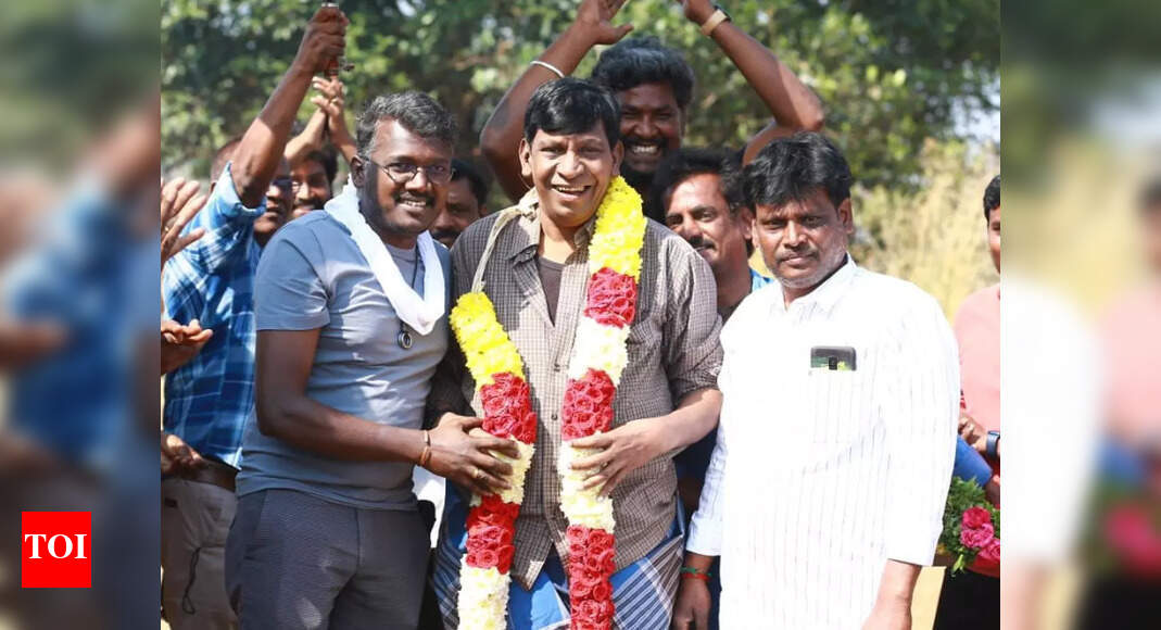 Vadivelu gets a grand welcome on the sets of 'Maamannan' | Tamil Movie ...