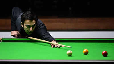 Pankaj Advani tops group, qualifies for Asian Snooker knockouts