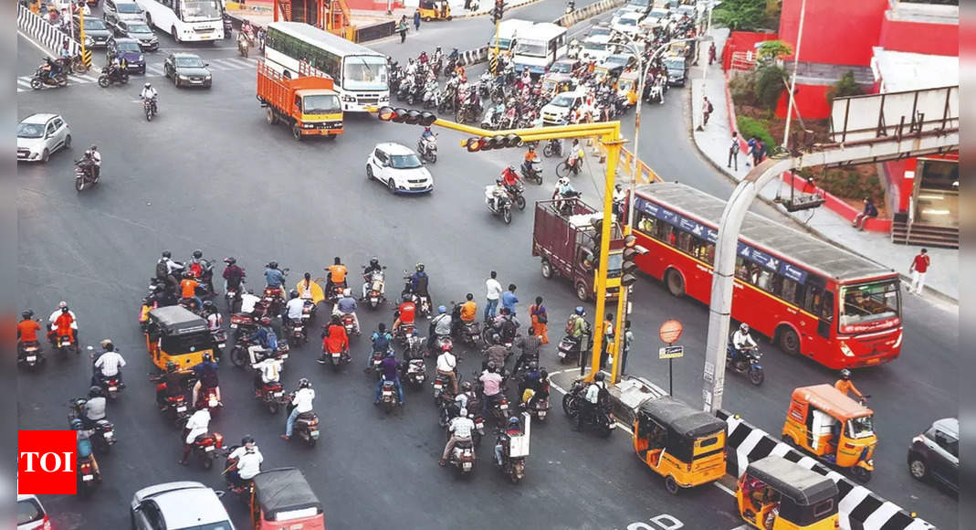 Chaos rules at Nandanam junction in Chennai