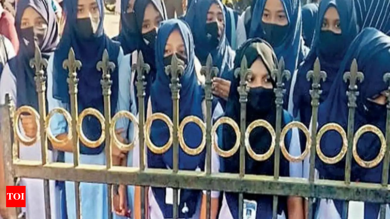 High Court orders probe into harassment of students wearing hijabs