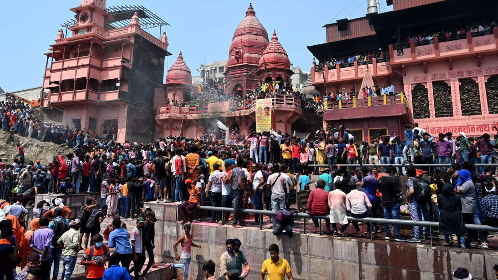 In pics: 'Chita bhasma' Holi at Varanasi's Manikarnika Ghat | The Times ...