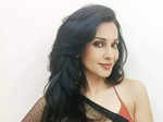 Flora Saini's pictures